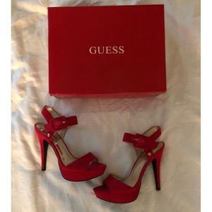 Guess Red Pumps